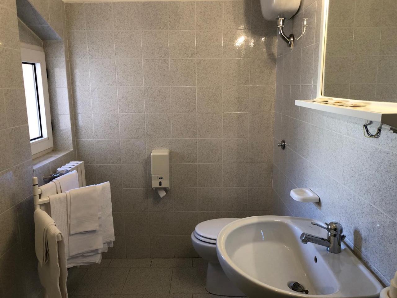 Hotel Lo Zodiaco Oppido Lucano Kültér fotó