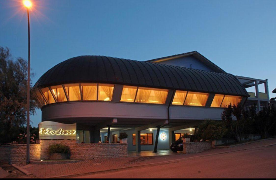Hotel Lo Zodiaco Oppido Lucano Kültér fotó